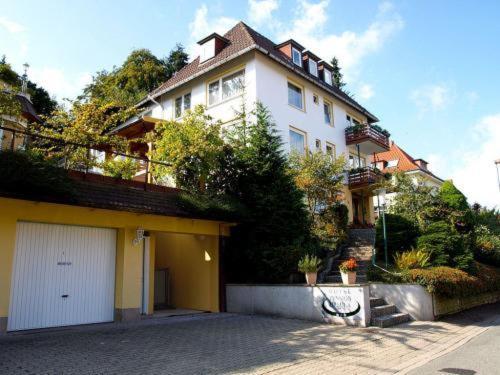 Hotel-Pension Ursula Бад Захса Екстериор снимка