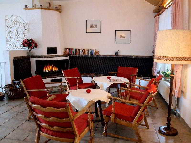 Hotel-Pension Ursula Бад Захса Екстериор снимка